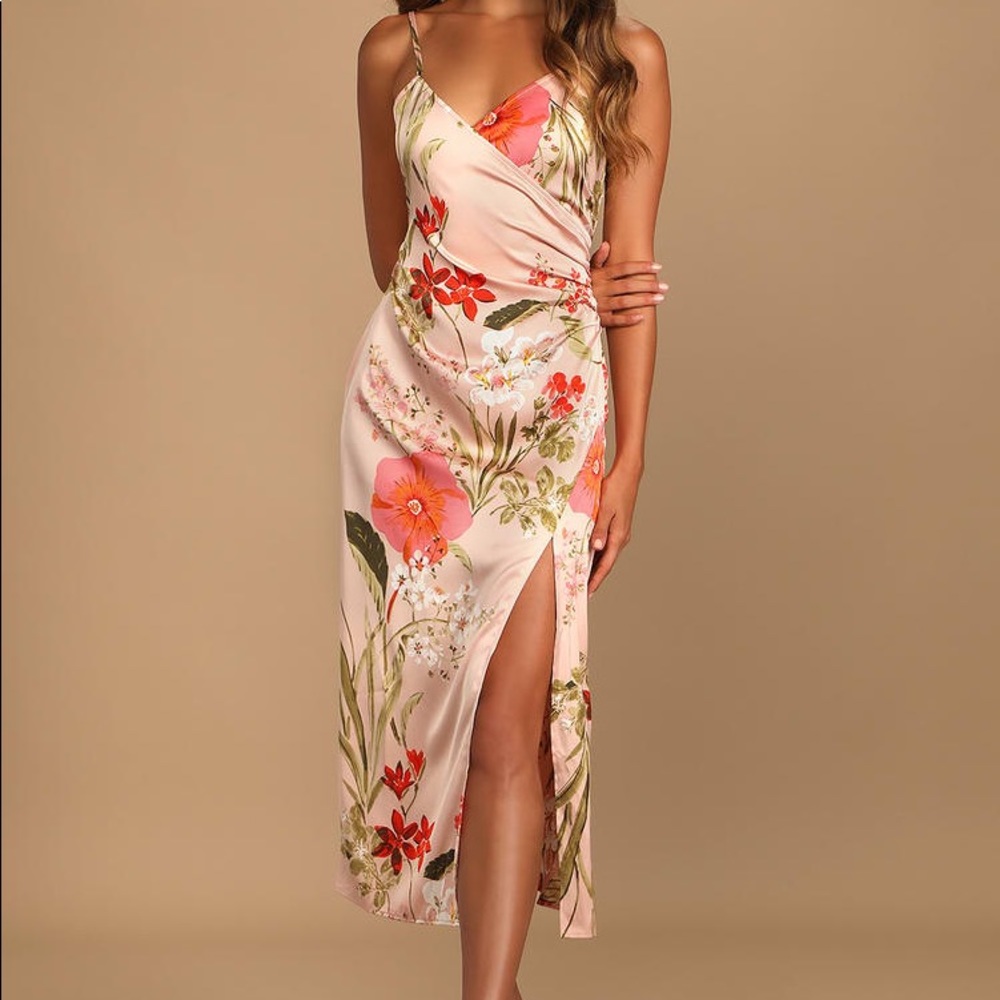 Remarkable Entrance Pink Floral Print Satin Midi Dress
